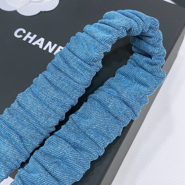 DOUBLE C ELASTIC BELT 30MM IN BLUE DENIM GOLD CRYSTAL STAR EMBELLISHED BUCKLE