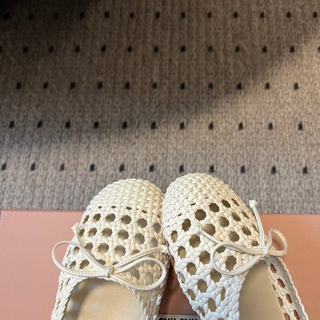 MIUMIU 26S BALLERINA FLATS IN CREAM WHITE MESH SHEEPSKIN
