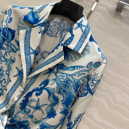 VERSACE SILK SHIRT WITH CORAL PRINT AND NOTCHED COLLAR