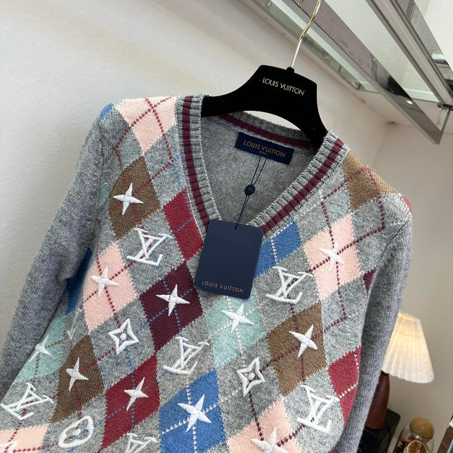 LV 25S V-NECK SWEATER 0111