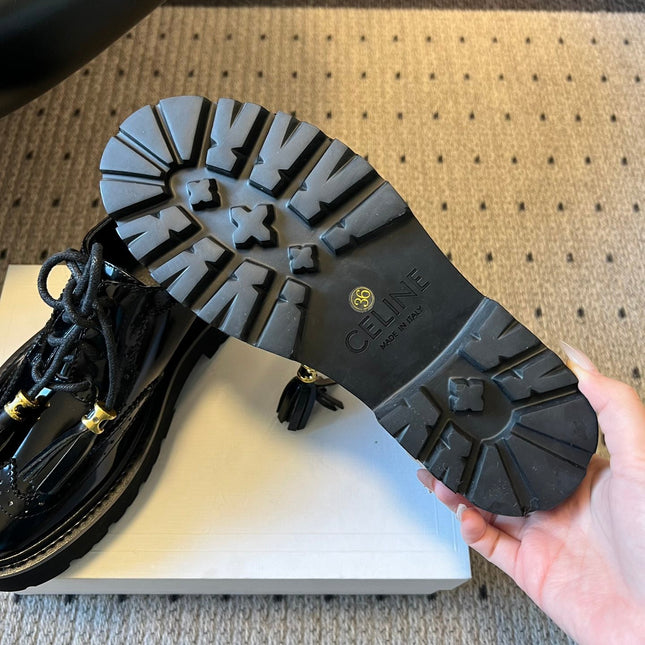 CELINE 26S SAINTNJORD TASSEL LOAFER 50 MM IN BLACK CALFSKIN