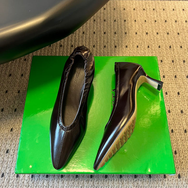 BOTTEGA VENETA 26S HIGH HEELS 40 MM IN DARK BROWN CALFSKIN