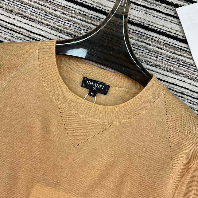 CHANEL 26S SHORT-SLEEVE KNIT TOP 896