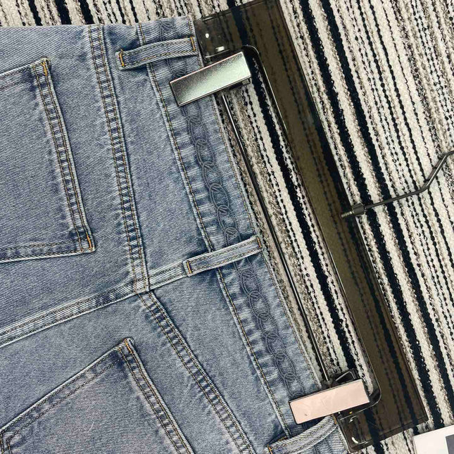 CHANEL 26S SHORTS 900