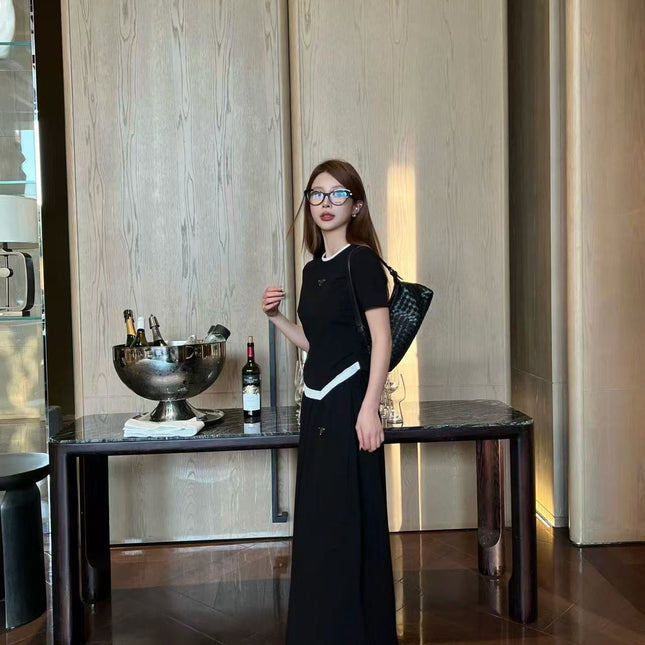 PRADA 26S TOP AND SKIRT SET STYLE 835