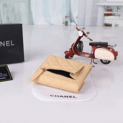 CHANEL FLAP CARD HOLDER IN BEIGE CAVIAR CALFSKIN WITH CRYSTAL EMBOSSED LOGO