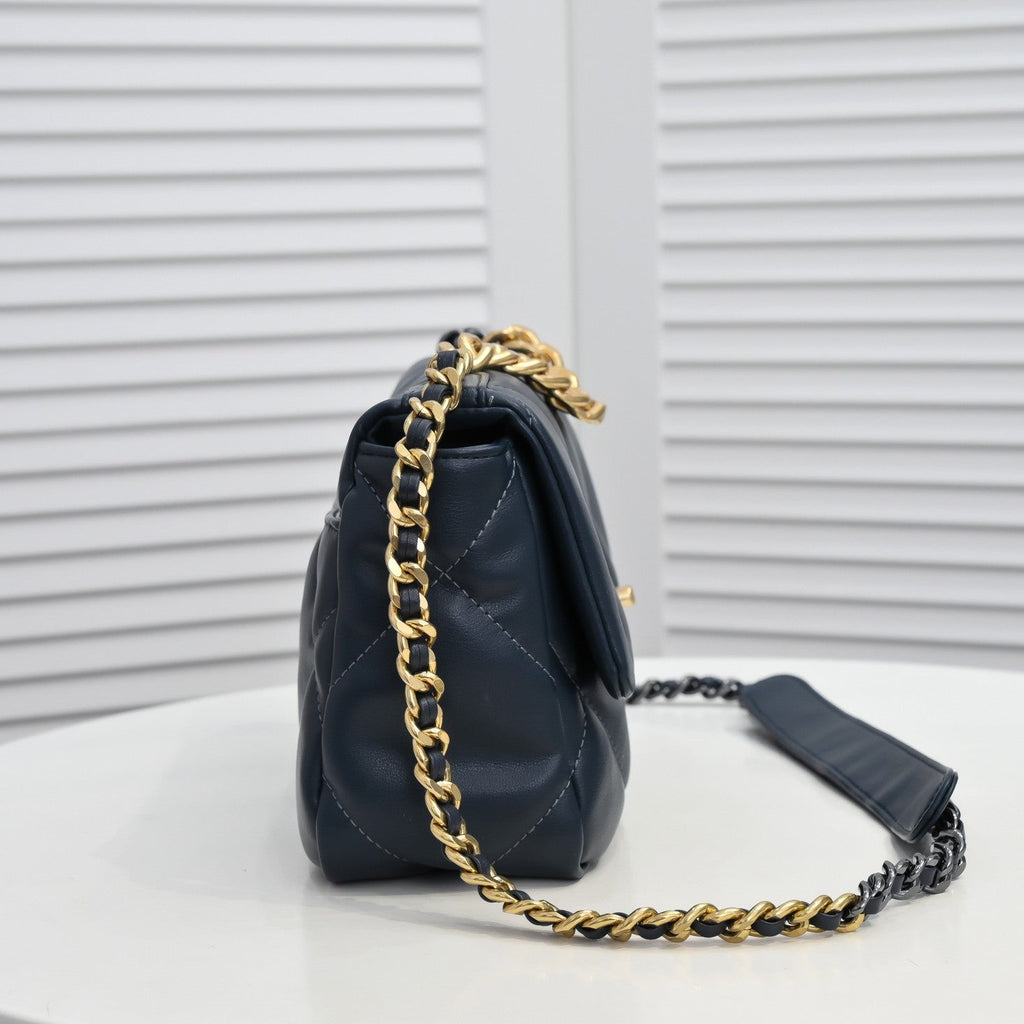 19 FLAP BAG 26CM 9010 NAVY SMALL