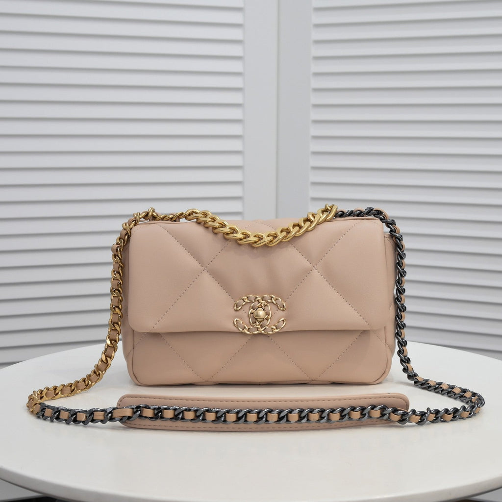 19 FLAP BAG 26CM 9010 LIGHT PINK