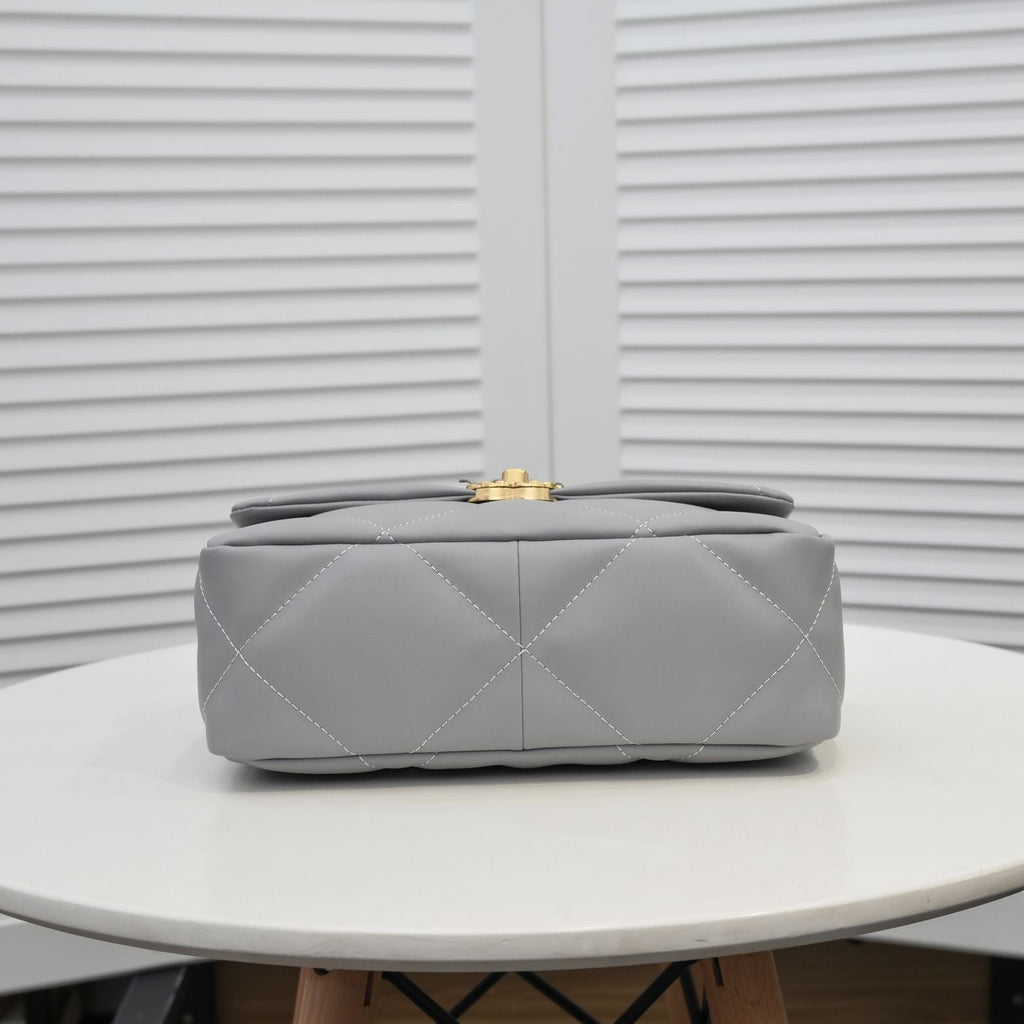 19 FLAP BAG 26CM 9010 GREY