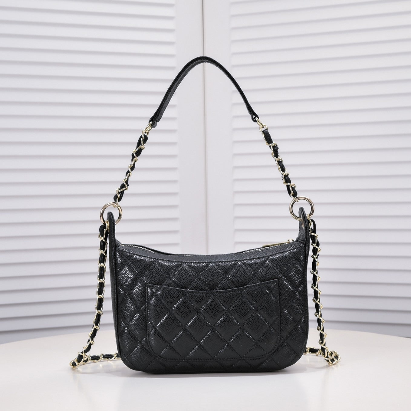 HOBO CAVIAR 25CM 3302 BLACK