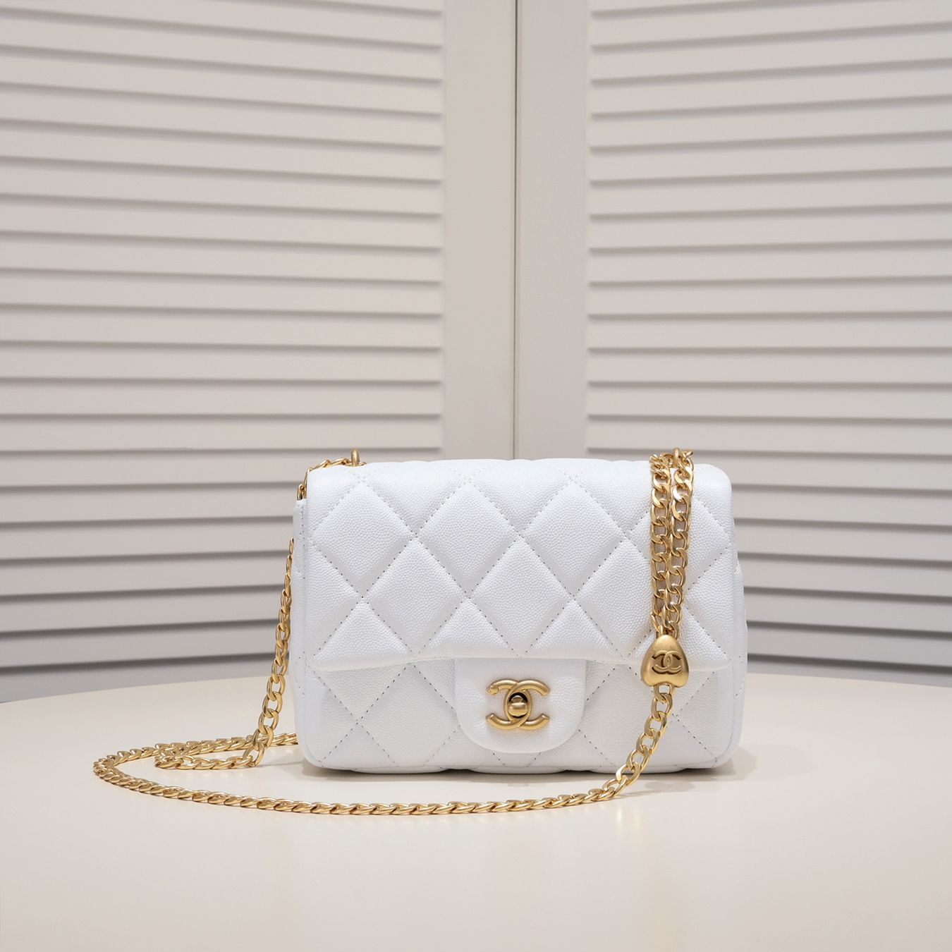 MINI FLAP BAG CAVIAR 20CM 3891 WHITE