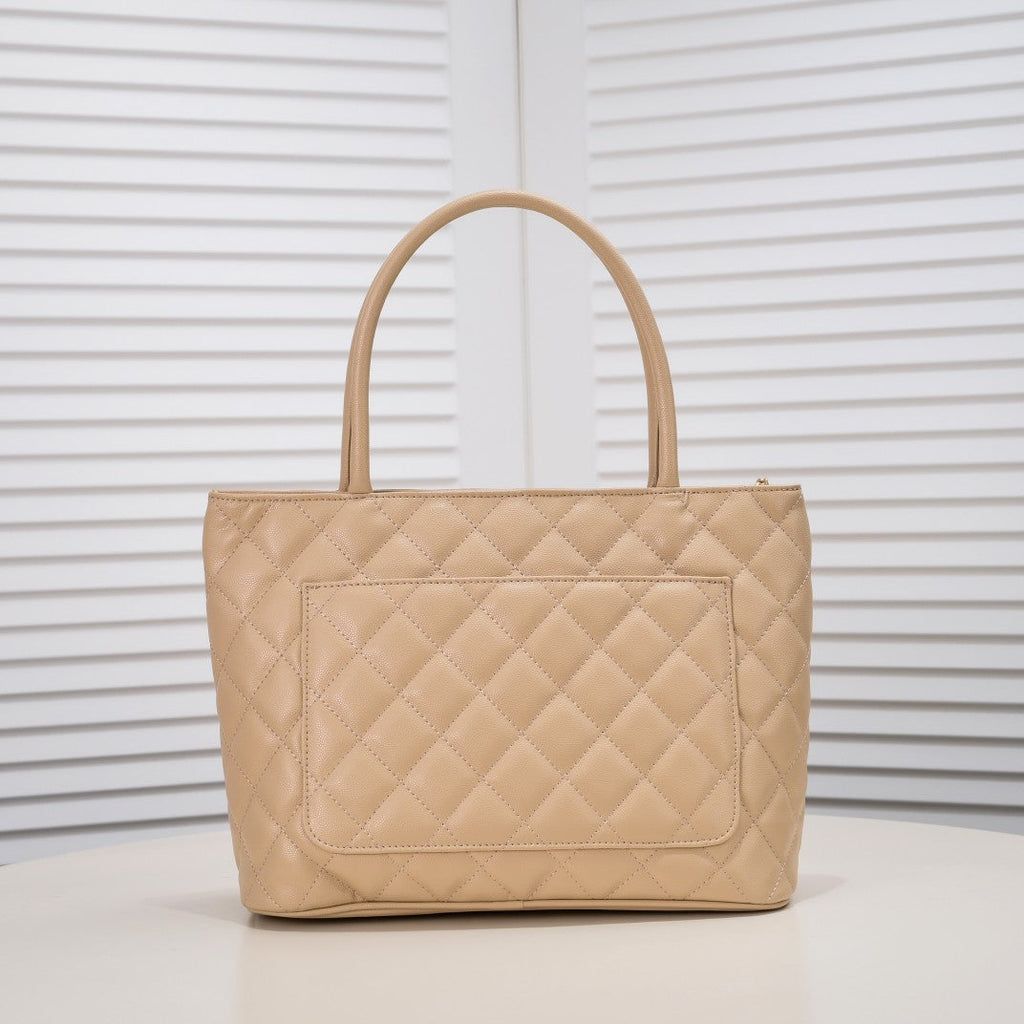 MEDALLION TOTE CAVIAR 3326 BEIGE