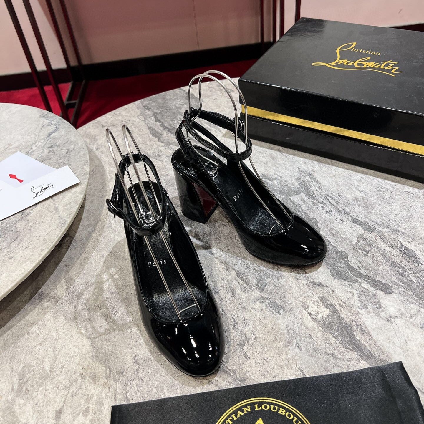 CL MISS SAB IN BLACK PATENT RED SOLE PUMPS