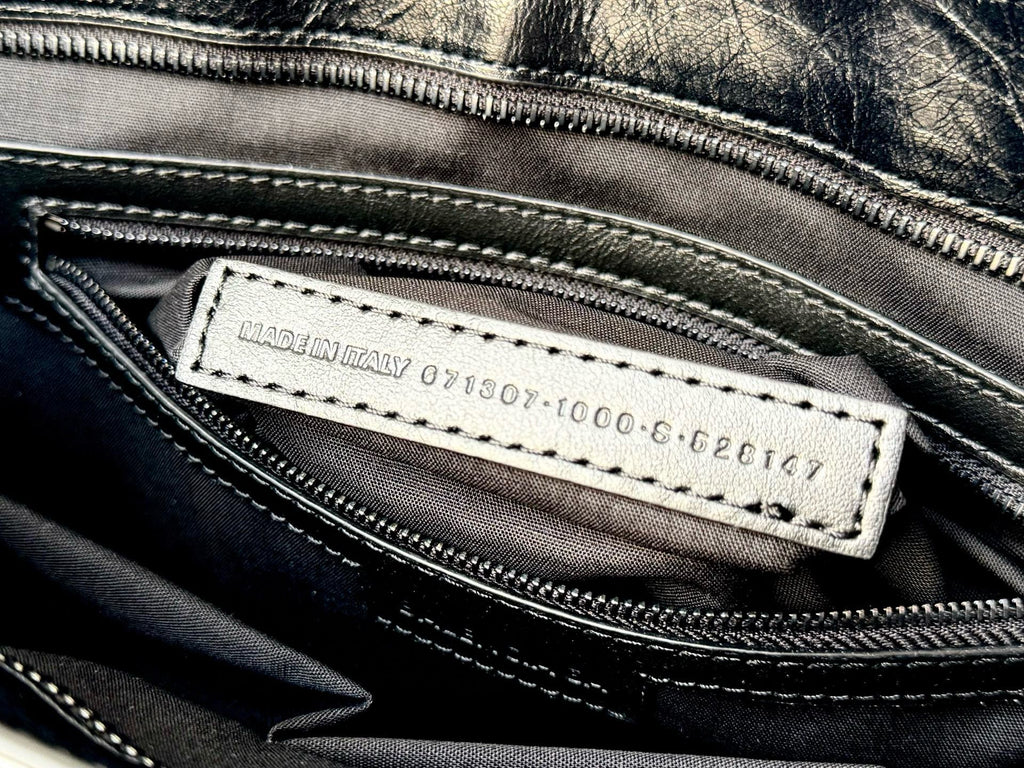 SMALL 30 LE CITY BAG IN BLACK LEATHER