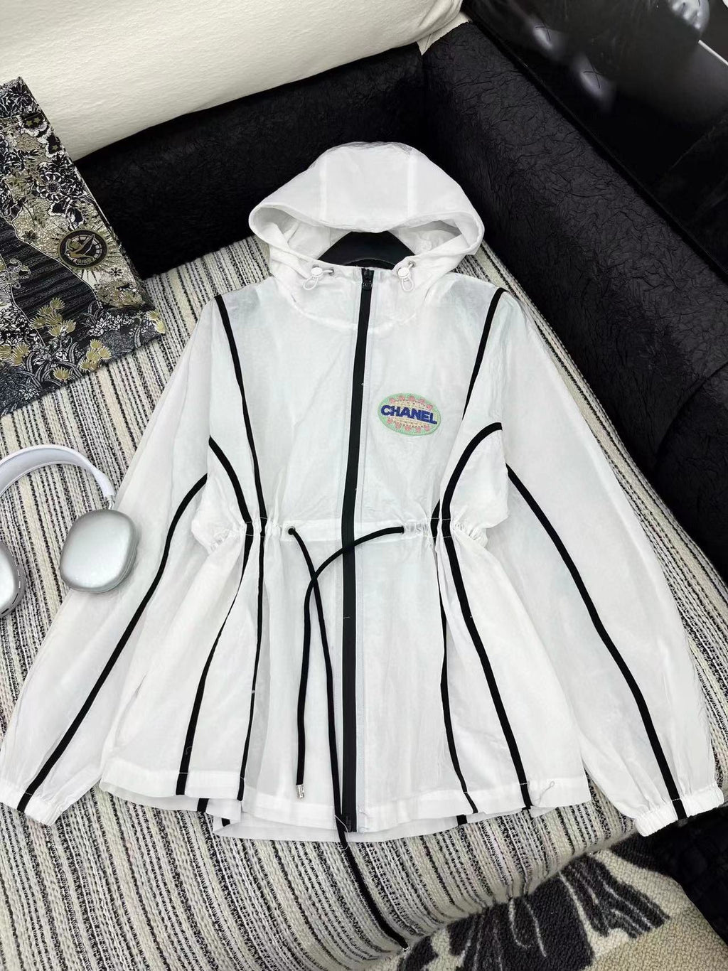 CC Set Jacket With Shorts Nilong