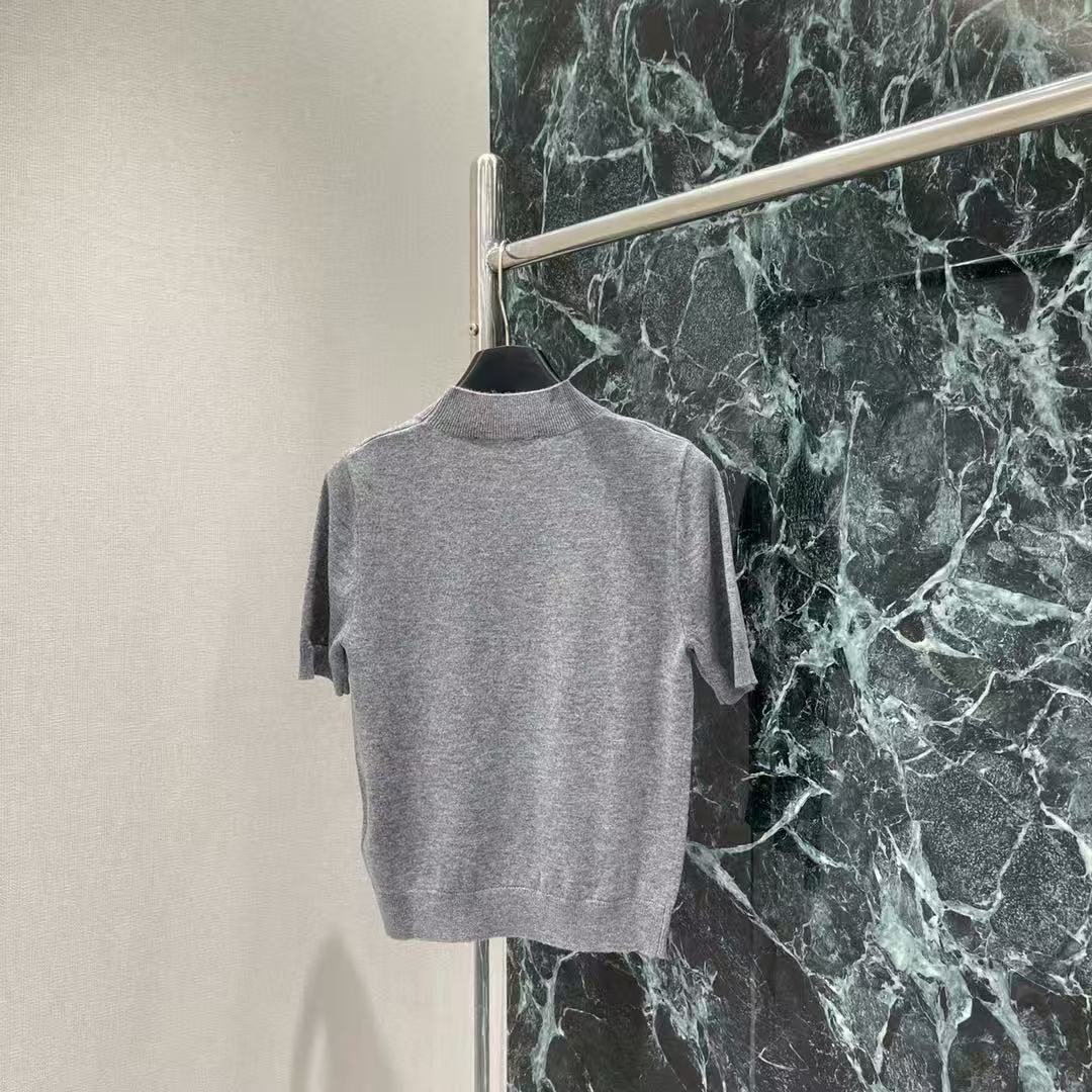 LV READY-TO-WEAR T-SHIRT IN COTTON KNIT