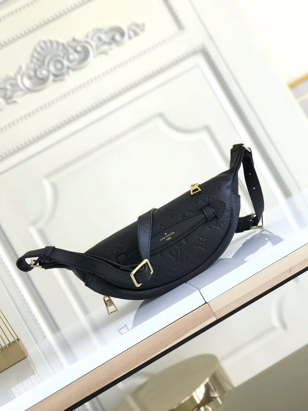 PRE-LOVED BUMBAG 37 IN BAG EMBOSSED MONOGRAM CALFSKIN TP3