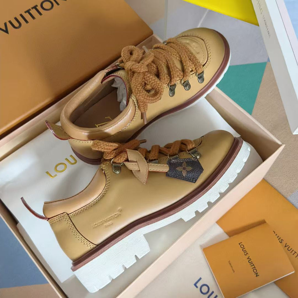 LV SNEAKER IN COGNAC BROWN CALFSKIN