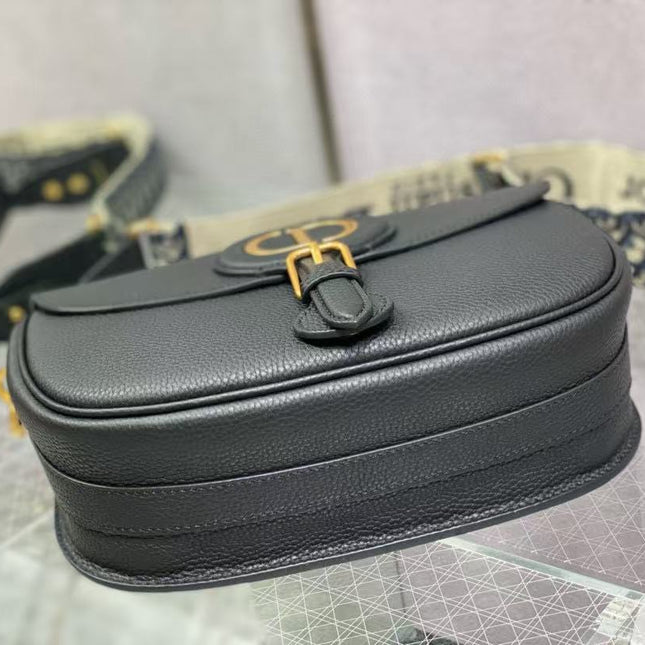 CD BOBBY EAST-WEST 27 BAG IN BLACK CALFSKIN GOLD HARDWARE