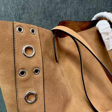 GARAVANI NELLCOTE SHOULDER BAG IN 40 BROWN SUEDE TP3