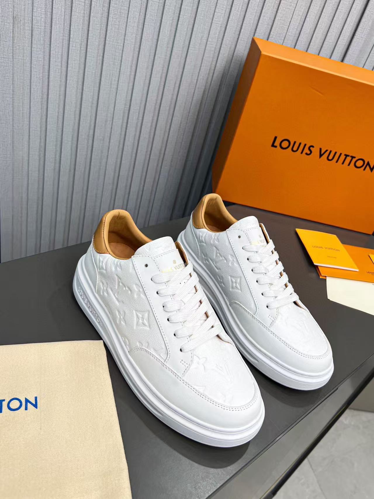 LV BEVERLY SNEAKER IN WHITE CALFSKIN EMBOSSED LOGO