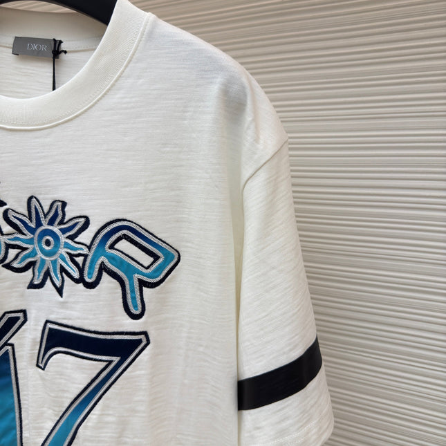 DIOR LEWIS HAMILTON T-SHIRT IN WHITE AND BLUE GRAPHIC LOGO