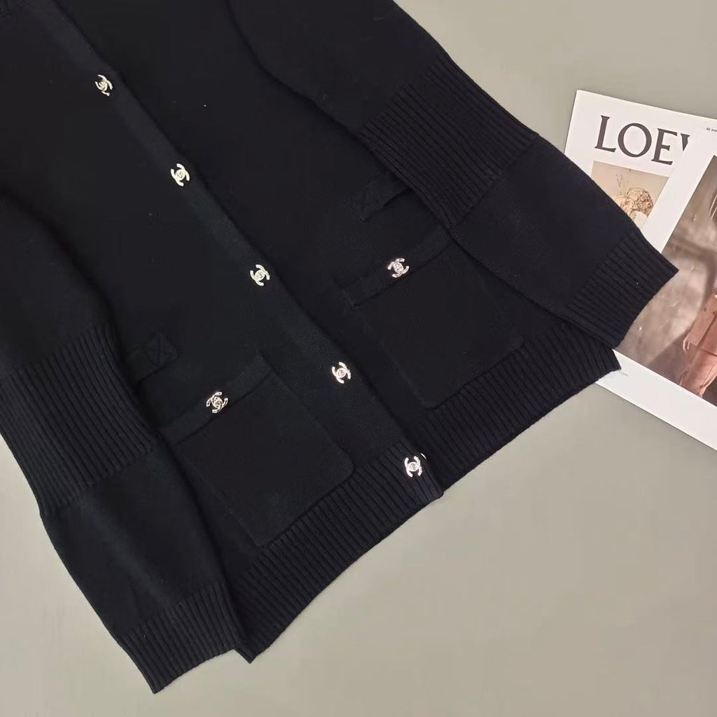Chanel Black Cardigan In Wool Mix Velvet