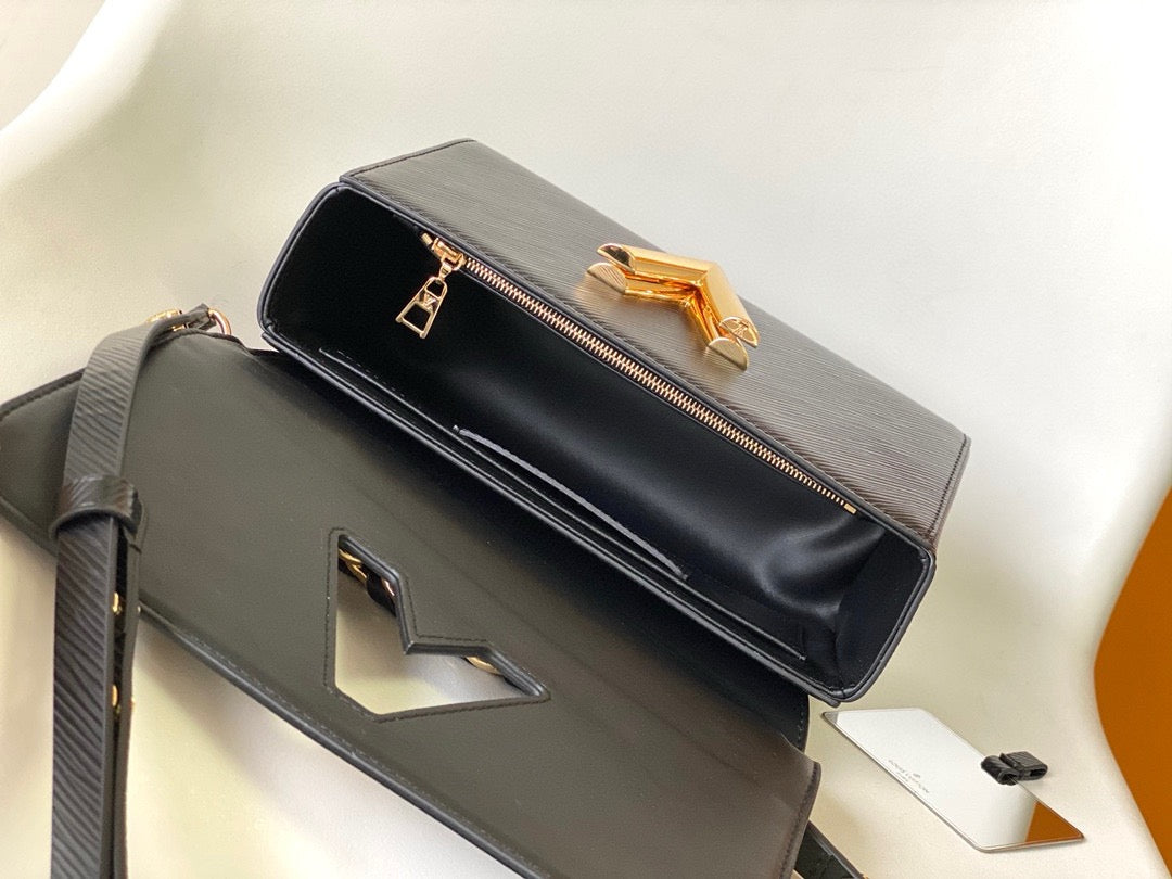 LV TWIST MM BAG 23 IN BLACK EPI LEATHER GOLD HARDWARE