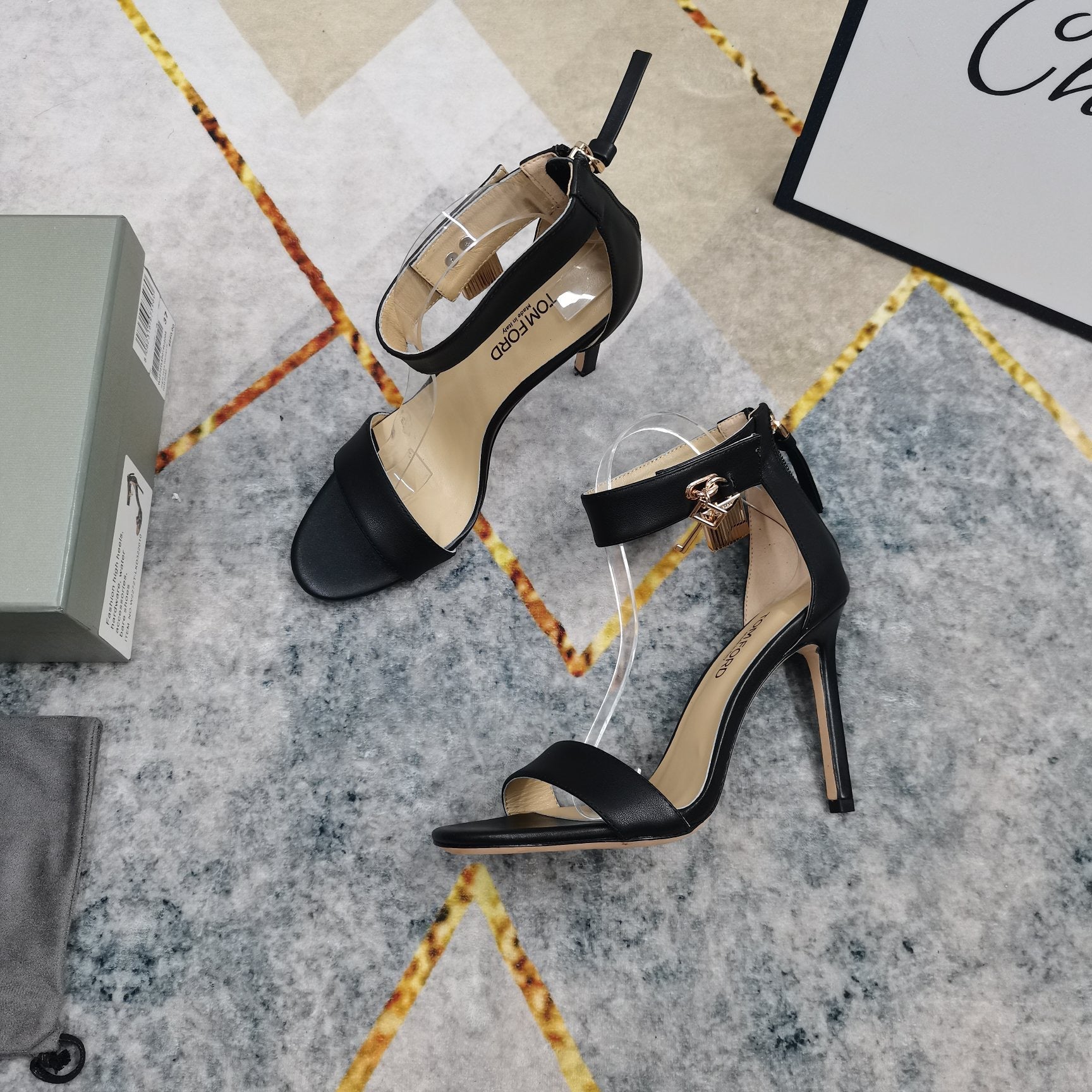 TOM FORD PADLOCK HIGH HEELS IN BLACK CALFSKIN