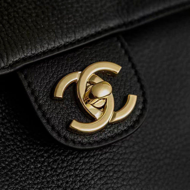CHANEL MAXI FLAP BAG 33 IN BLACK GRAINED CALFSKIN