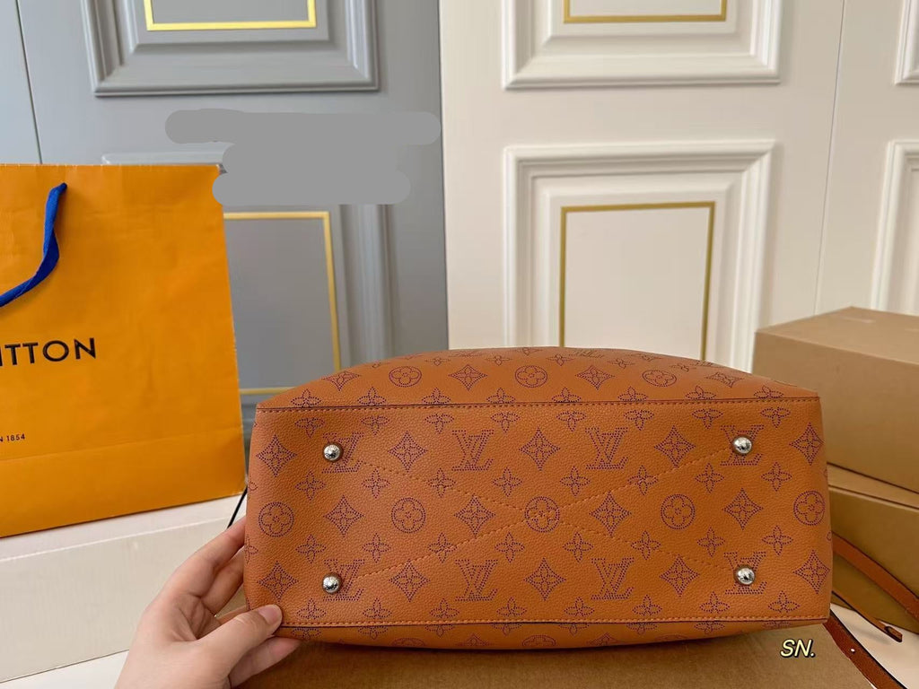 LV 26S BELLA TOTE MONOGRAM 33 IN BROWN CALFSKIN