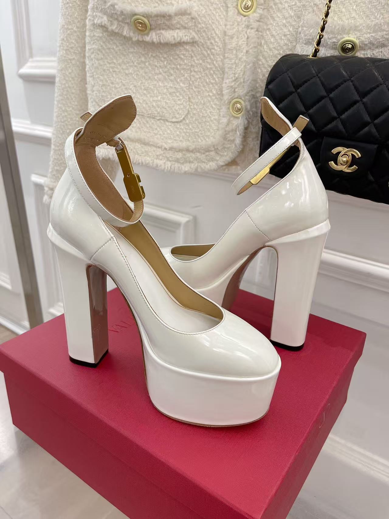 26S PLATFORM HIGH HEEL IN WHITE CALFSKIN 001