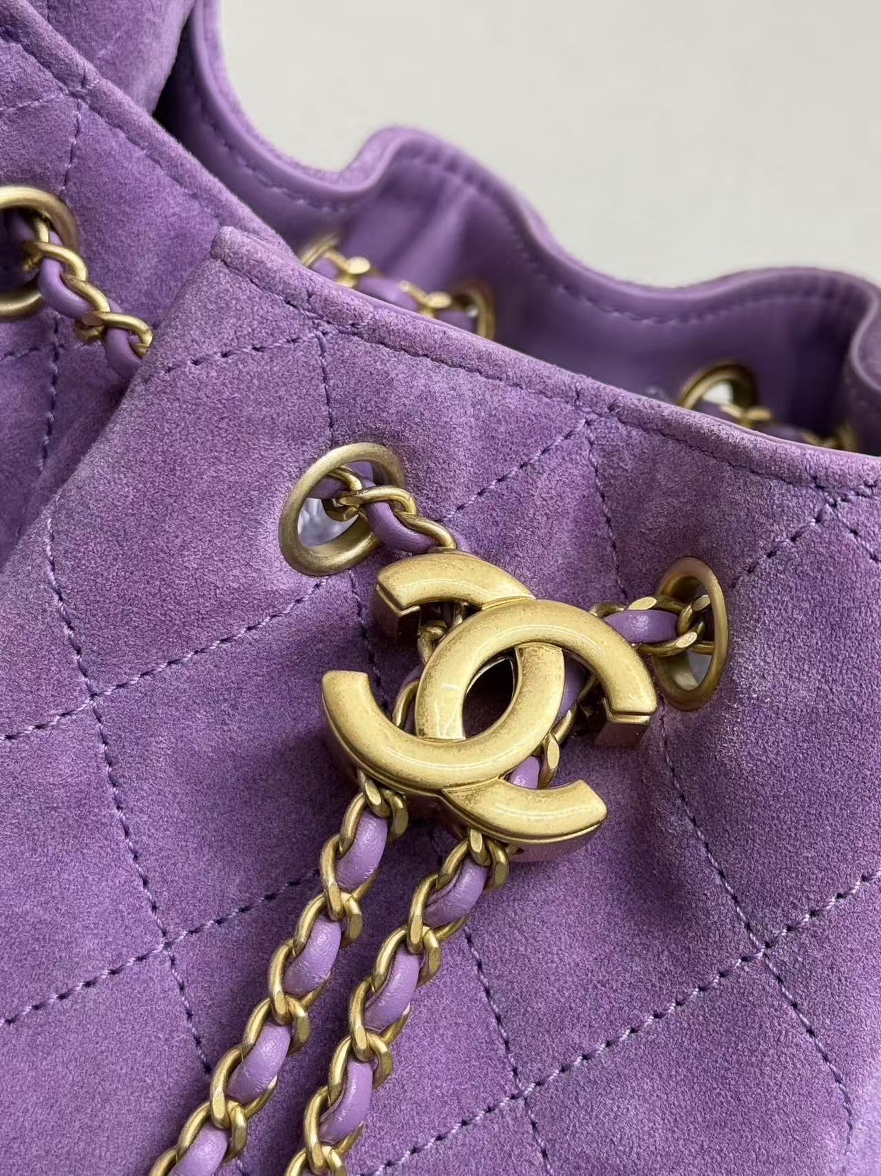 CHANEL 26S HOBO BAG 22 IN PURPLE CALFSKIN