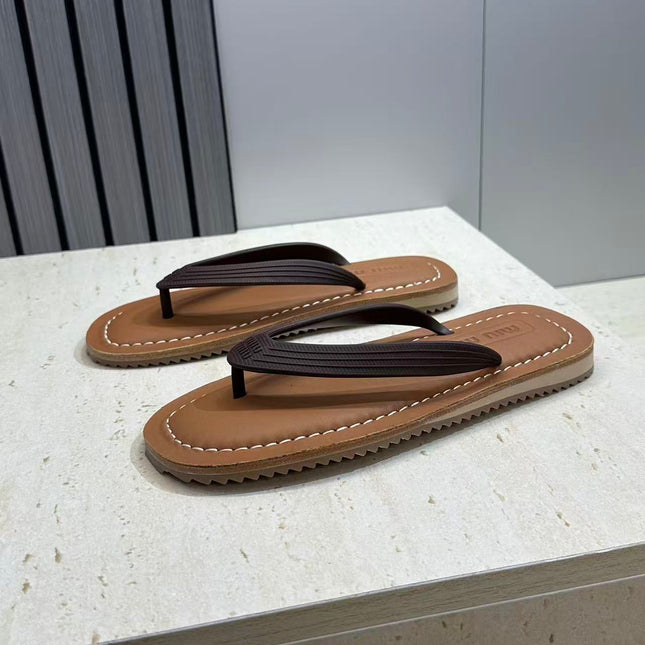 26S THONG SANDAL IN DARK BROWN