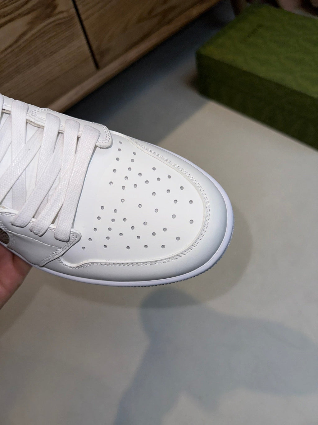 GG AIR JORDAN WHITE BROWN