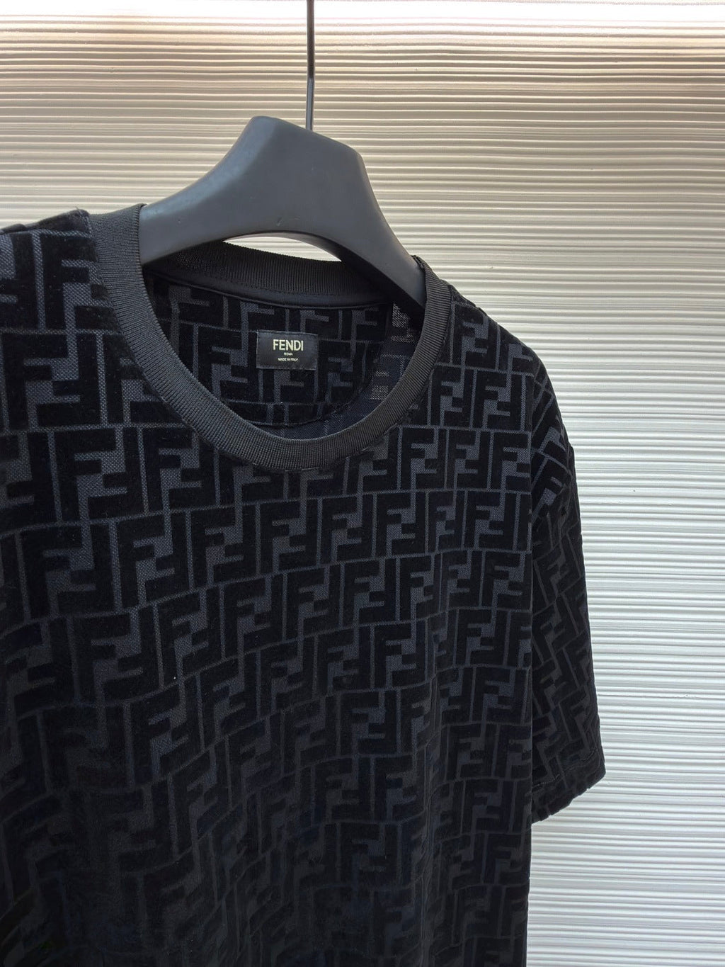 FENDI 26S SHORT SLEEVE T-SHIRT 220
