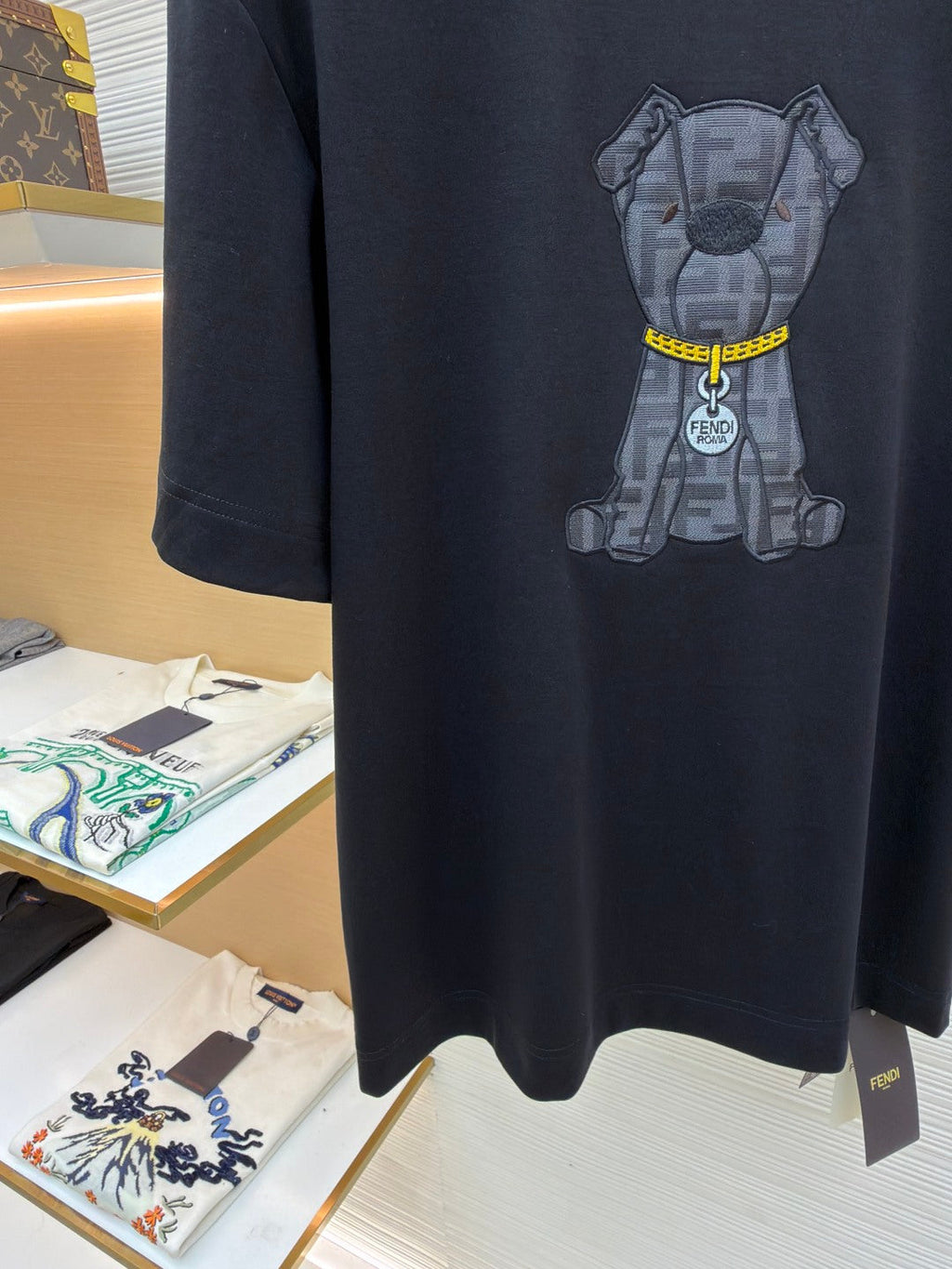FENDI 26S SHORT SLEEVE T-SHIRT 211