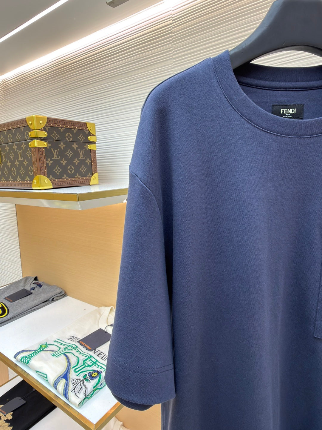 FENDI 26S SHORT SLEEVE T-SHIRT 210