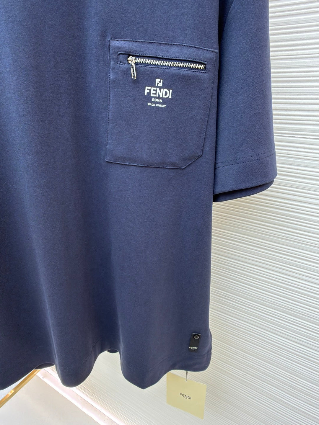 FENDI 26S SHORT SLEEVE T-SHIRT 210