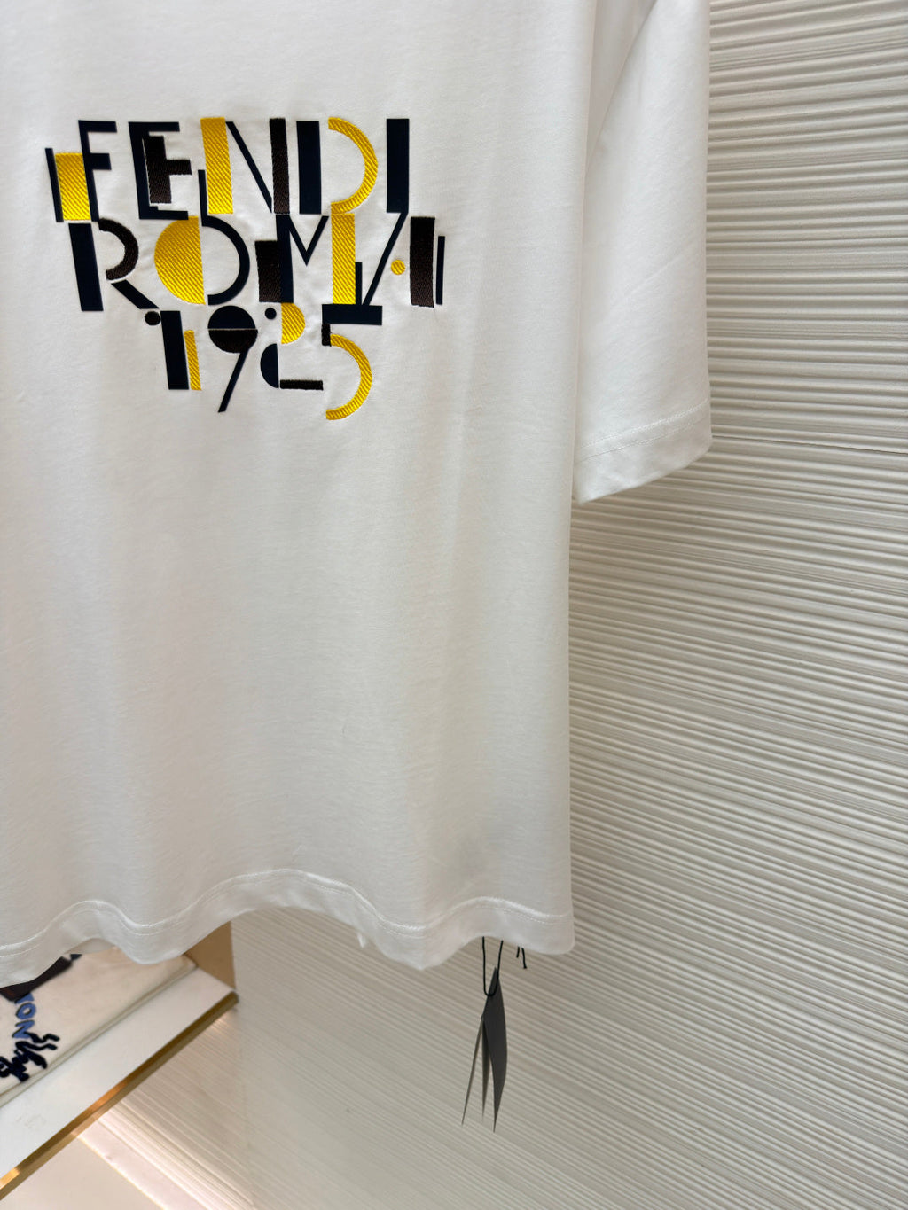 FENDI 26S SHORT SLEEVE T-SHIRT 200