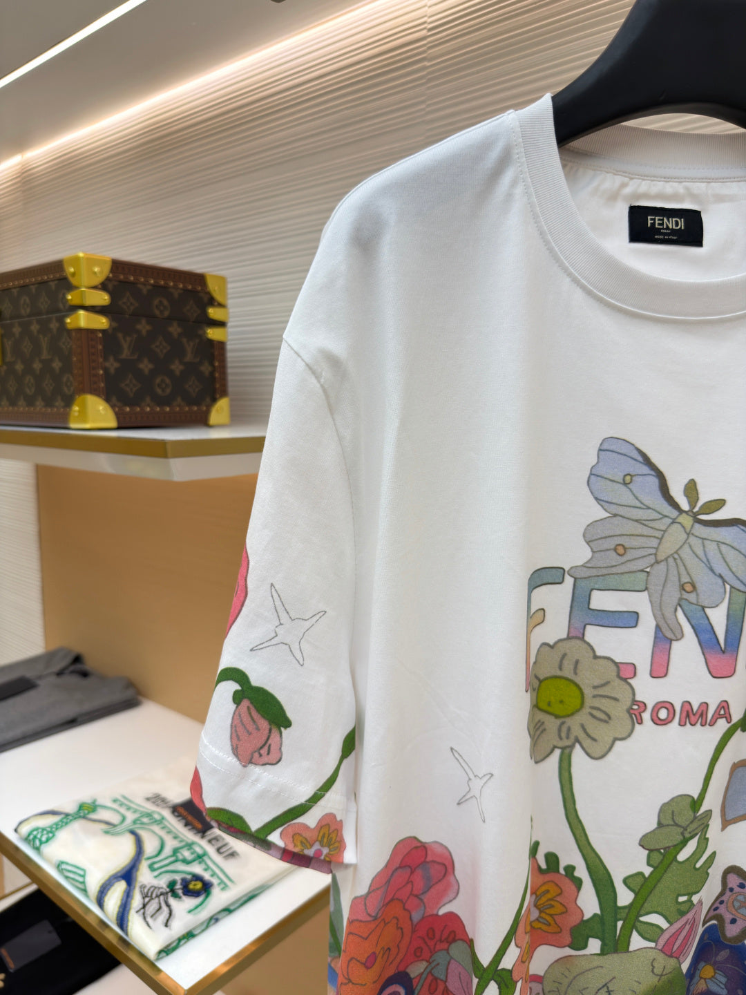 FENDI 26S SHORT SLEEVE T-SHIRT 127