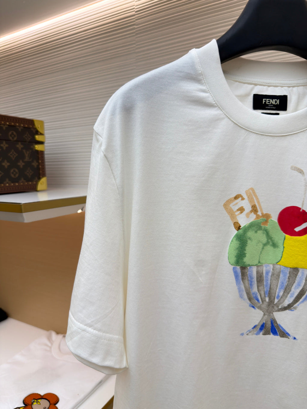 FENDI 26S SHORT SLEEVE T-SHIRT 076