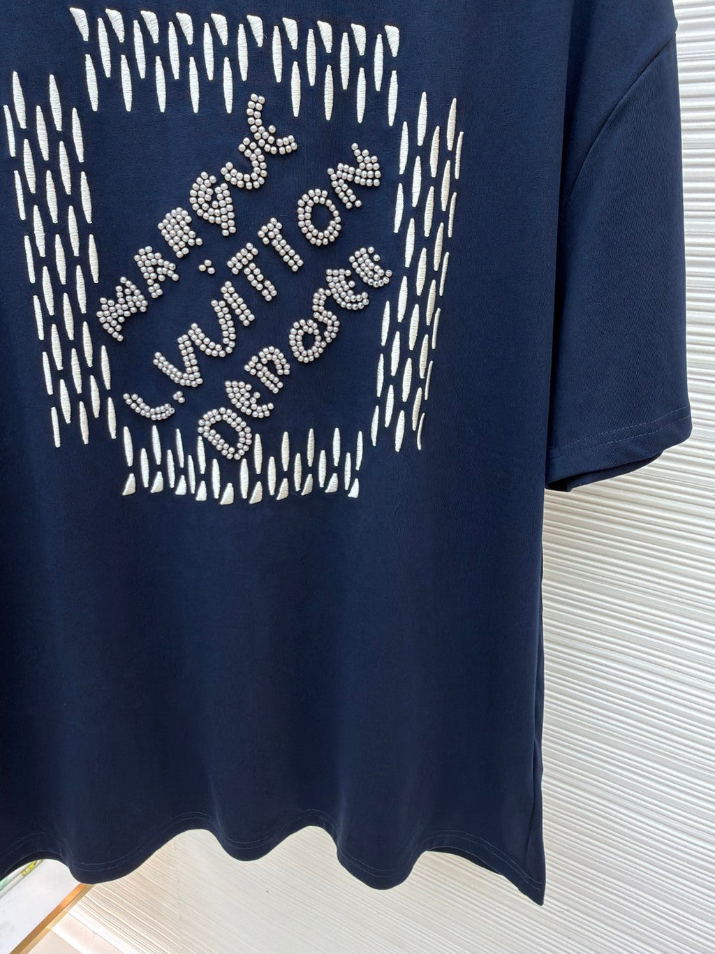 LV 26S T-SHIRT STYLE 229