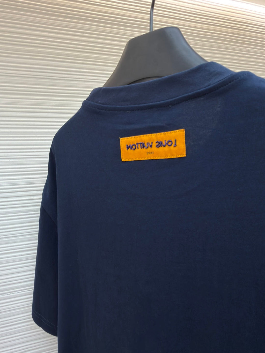 LV 26S T-SHIRT STYLE 229