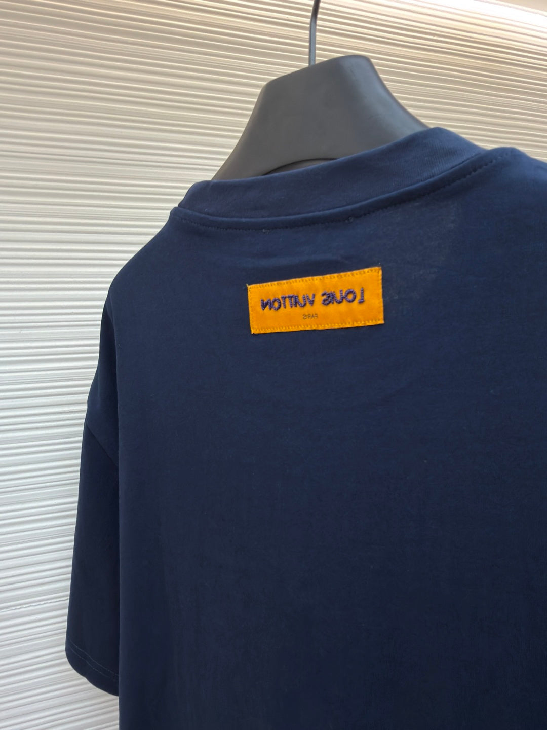 LV 26S T-SHIRT STYLE 229