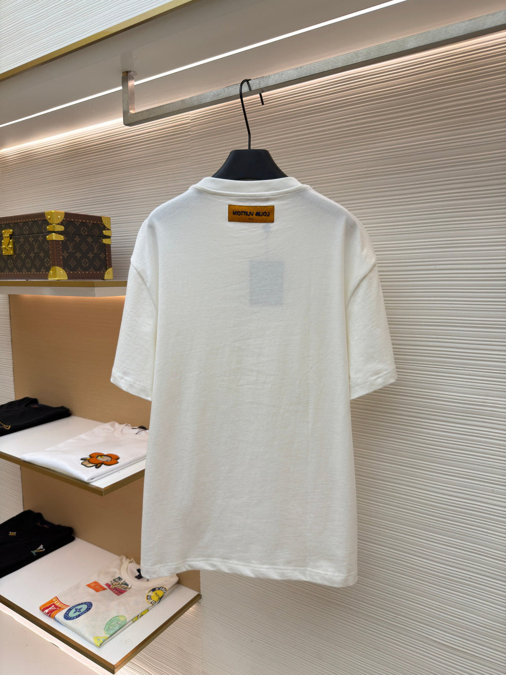 LV 26S T-SHIRT STYLE 230