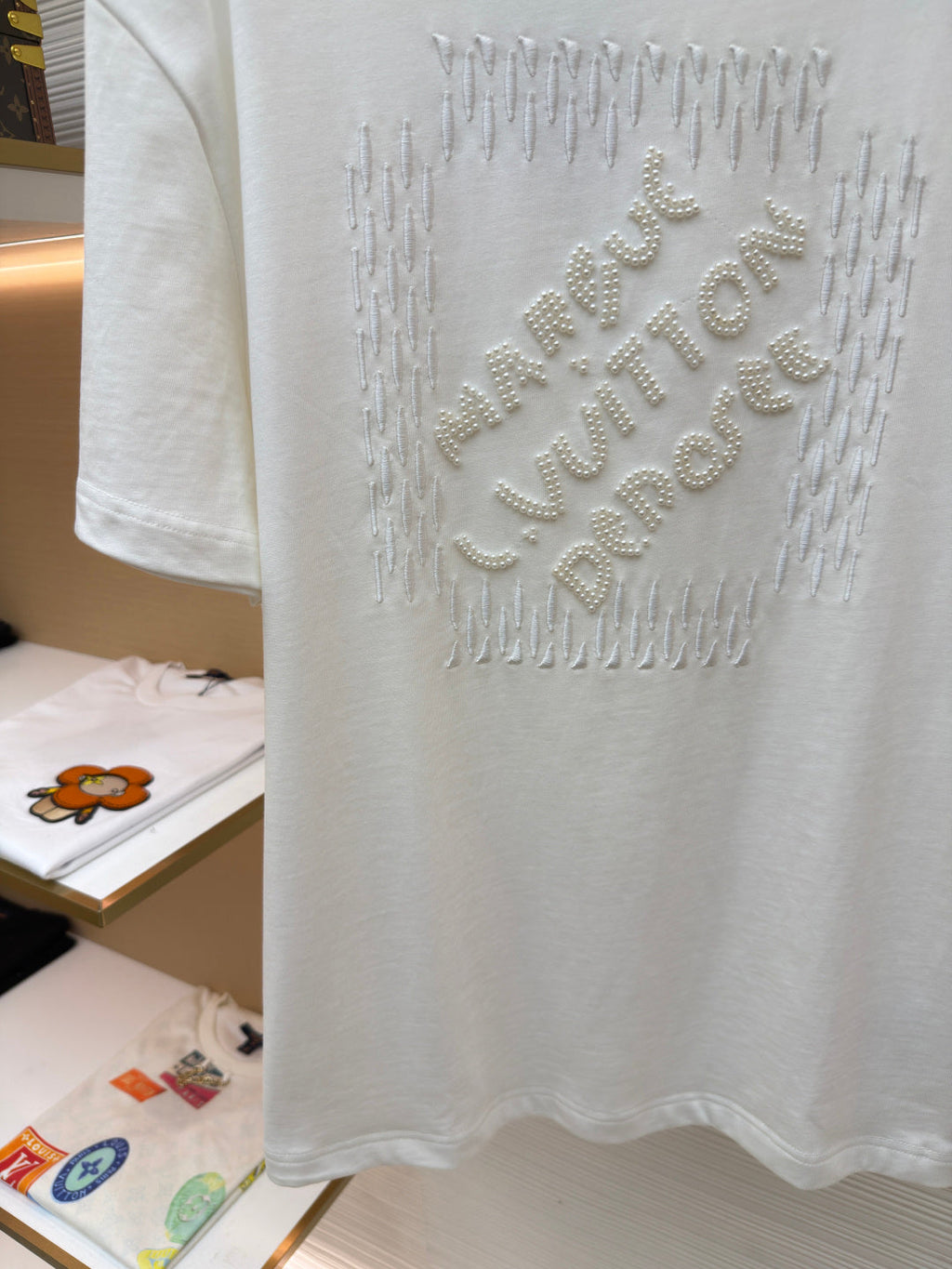 LV 26S T-SHIRT STYLE 230