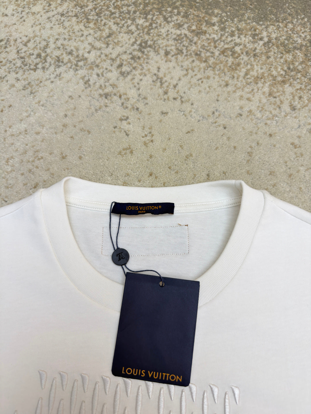 LV 26S T-SHIRT STYLE 230