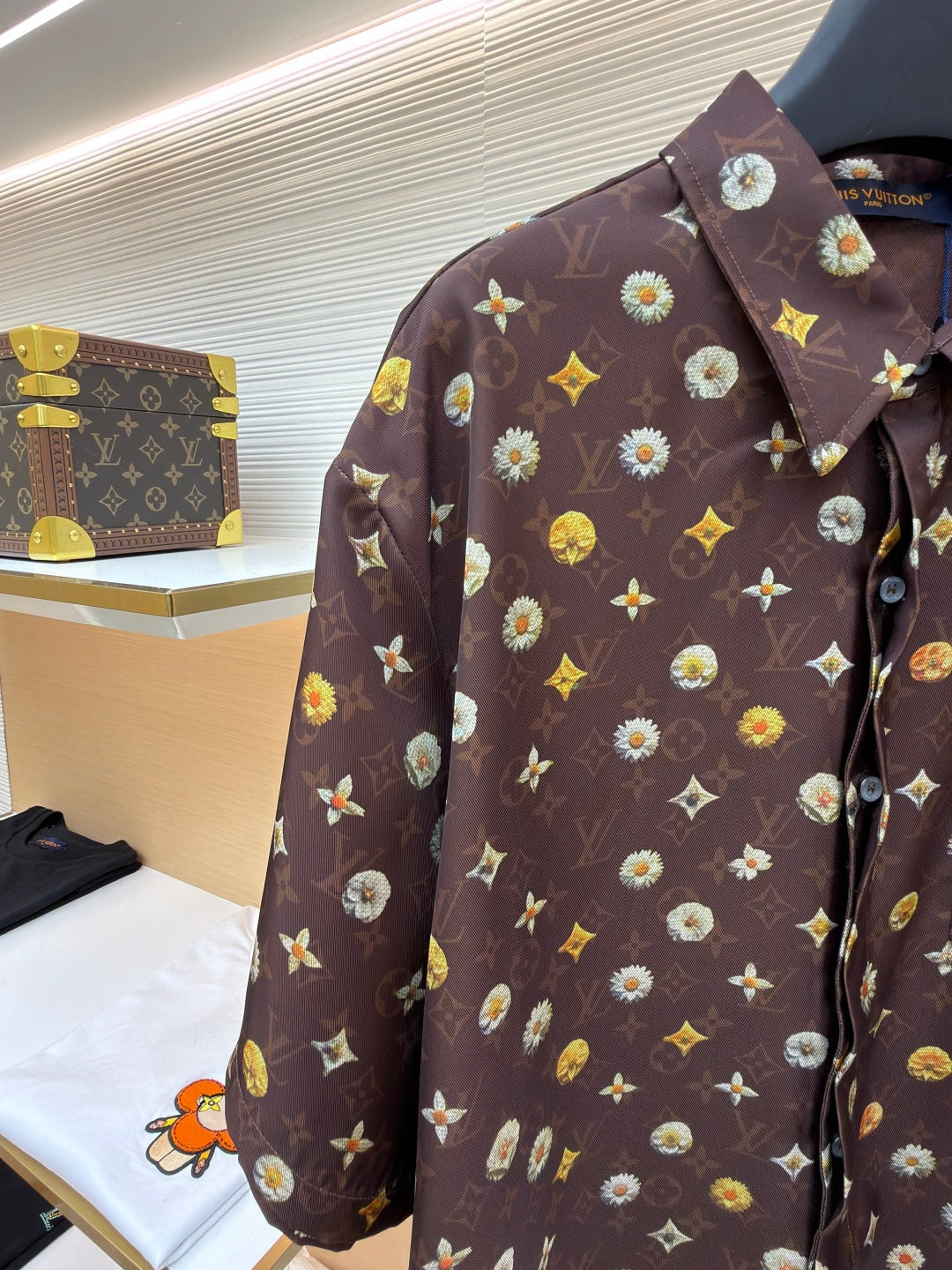 LV 26S SHORT-SLEEVE SHIRT STYLE 225