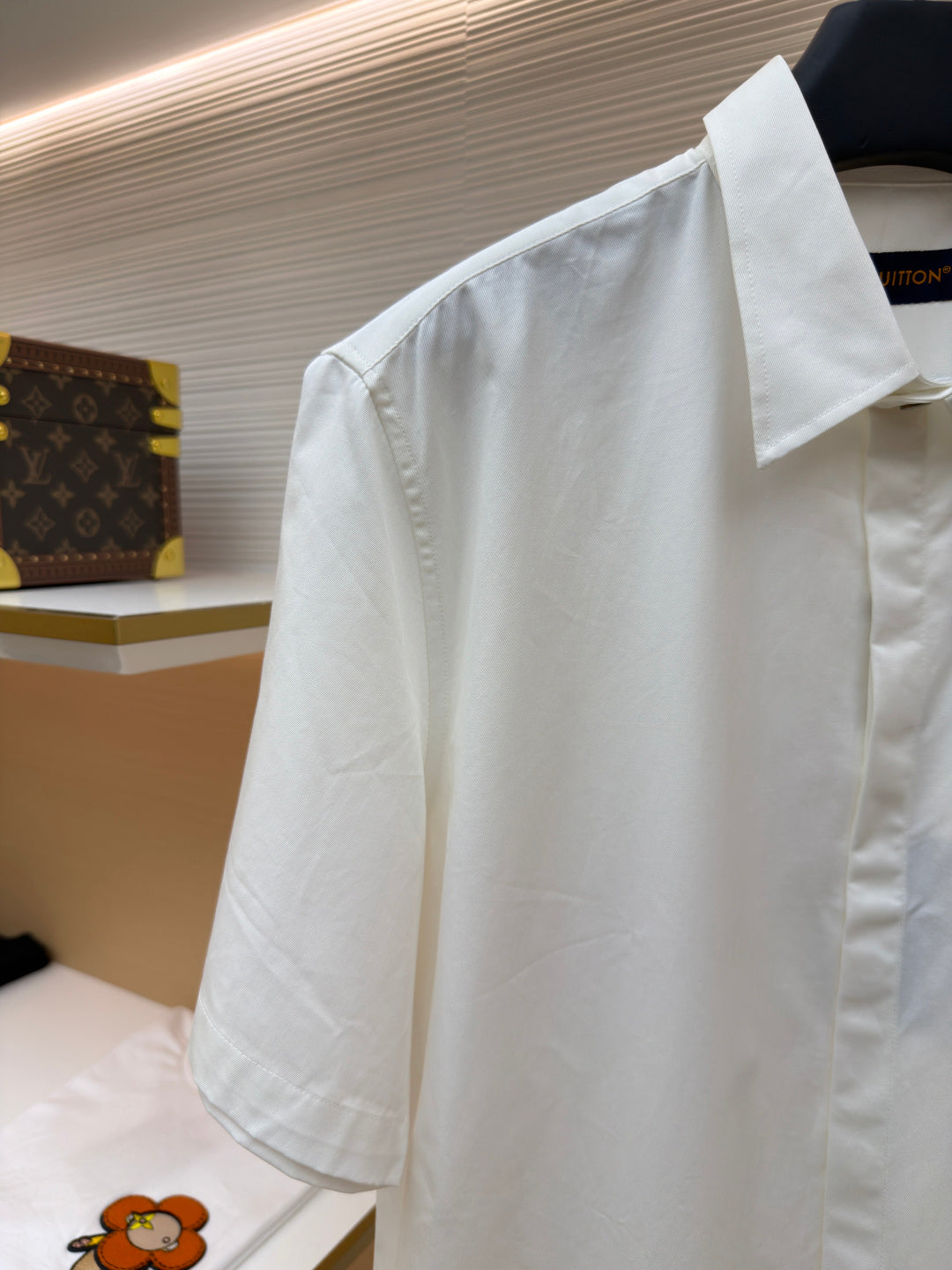 LV 26S SHORT-SLEEVE SHIRT STYLE 208